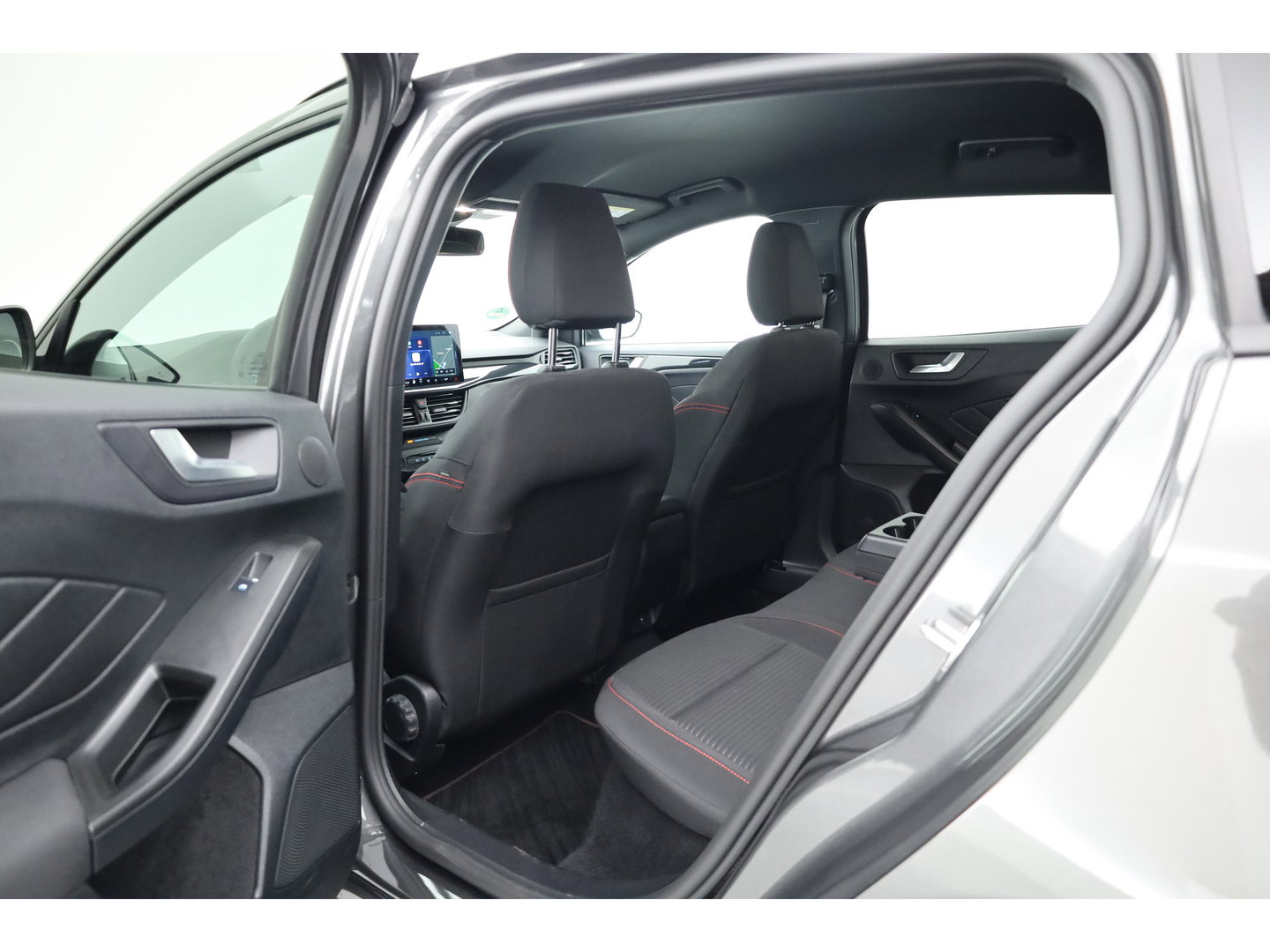 Ford FOCUS Wagon 1.0 EcoBoost Hybrid ST Line X | Rijklaar! | Adapt. Cruise | B&O | Camera | Stoel- Stuurverw. | Keyless | Apple CarPlay