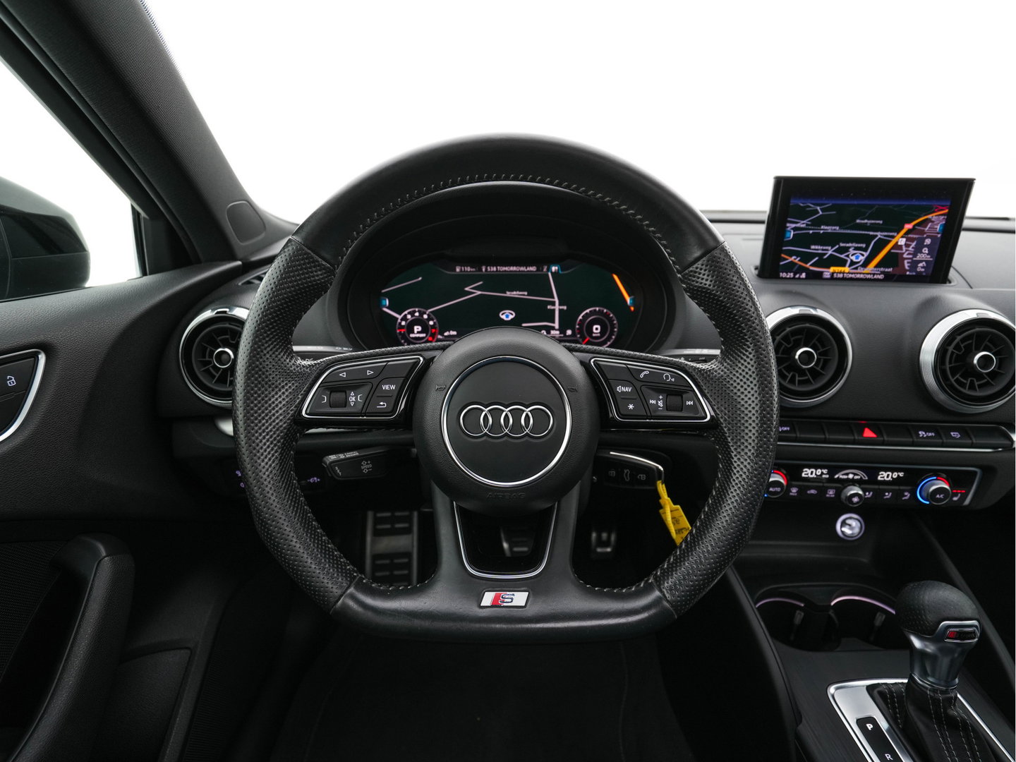 Audi A3 Sportback 35 TFSI S-Line Edition MHEV Aut. *PANO | LEATHER-FABRIC | LED-LIGHTS | DIGI-COCKPIT | NAVI-FULLMAP | HEATED-SPORTSEATS | PRIVACY-GLASS | ECC | PDC | CRUISE | 18''ALU*