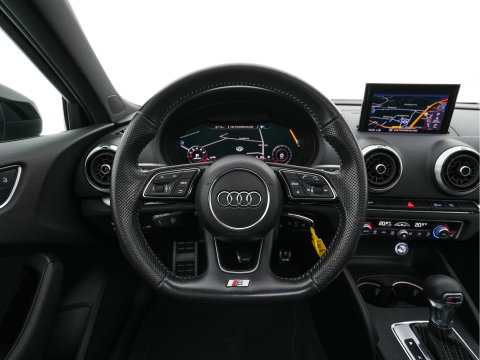 Audi A3 Sportback 35 TFSI S-Line Edition MHEV Aut. *PANO | LEATHER-FABRIC | LED-LIGHTS | DIGI-COCKPIT | NAVI-FULLMAP | HEATED-SPORTSEATS | PRIVACY-GLASS | ECC | PDC | CRUISE | 18''ALU*