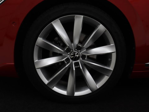 Volkswagen Arteon Shooting Brake 1.4 TSI eHybrid R-Line Busin | SOH 90,4% | Leder/alcantara | Panoramadak | Adaptive cruise | Trekhaak | Head-up | Dodehoek detectie | 360 camera | Park assist | Carplay