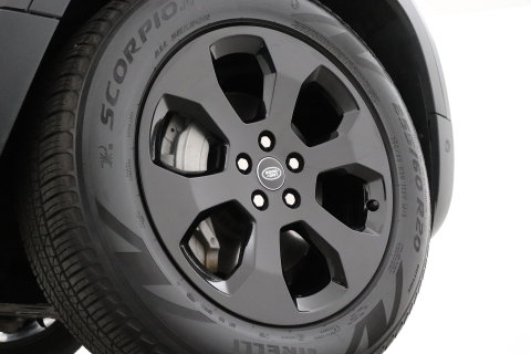 Land Rover Defender P300e S | Luchtvering | 360° Camera | Trekhaak | BLIS | Keyless | ACC | 20 Inch