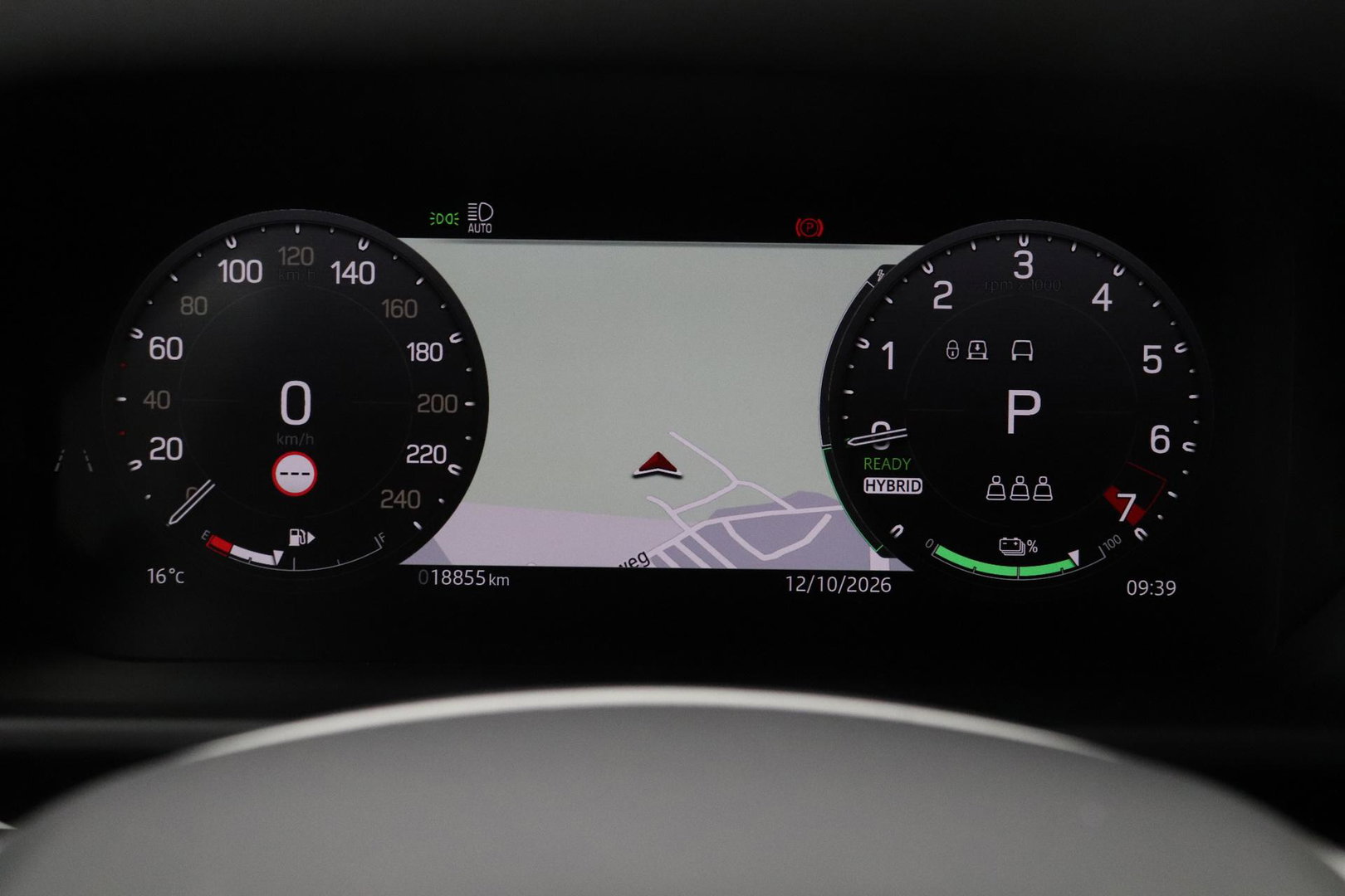 Land Rover Defender P300e S | Luchtvering | 360° Camera | Trekhaak | BLIS | Keyless | ACC | 20 Inch
