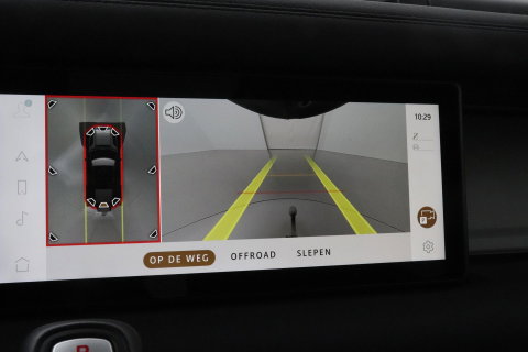 Land Rover Defender 110 P400e X-Dynamic SE | 22 Inch | Luchtvering | Panoramadak | Trekhaak | 360° Camera | Meridian | Stoel+Stuurverwarming