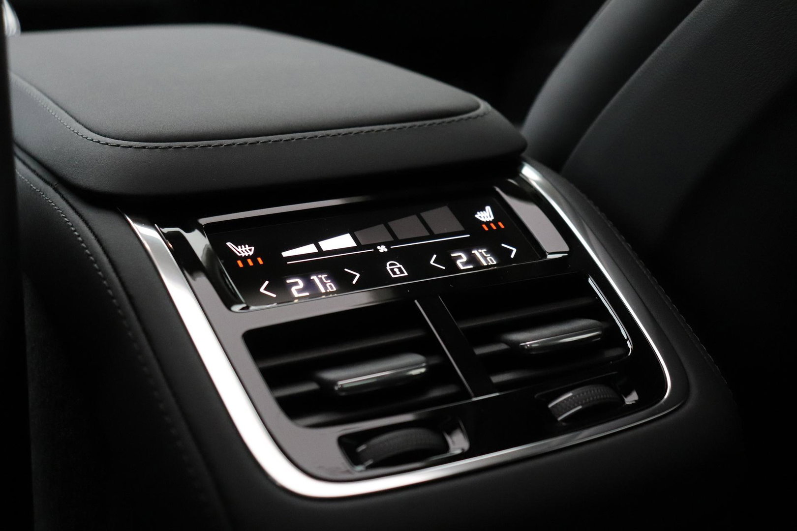 Volvo XC90 T8 Ultra Bright | Harman/Kardon | Panoramadak | Head-Up | 360-camera
