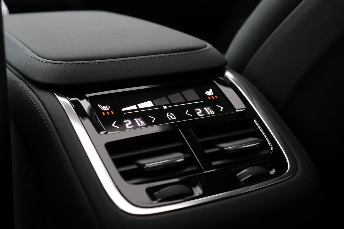 Volvo XC90 T8 Ultra Bright | Harman/Kardon | Panoramadak | Head-Up | 360-camera