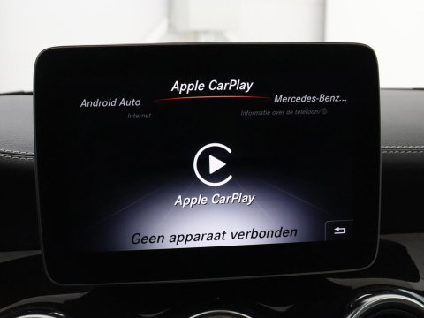 Mercedes-Benz GLA 180 Premium