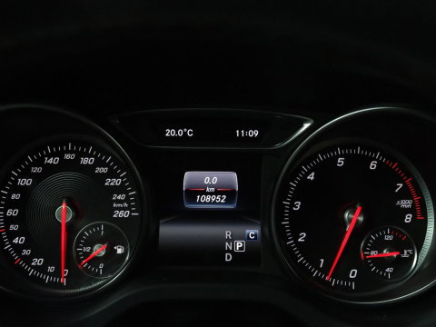 Mercedes-Benz GLA 180 Premium
