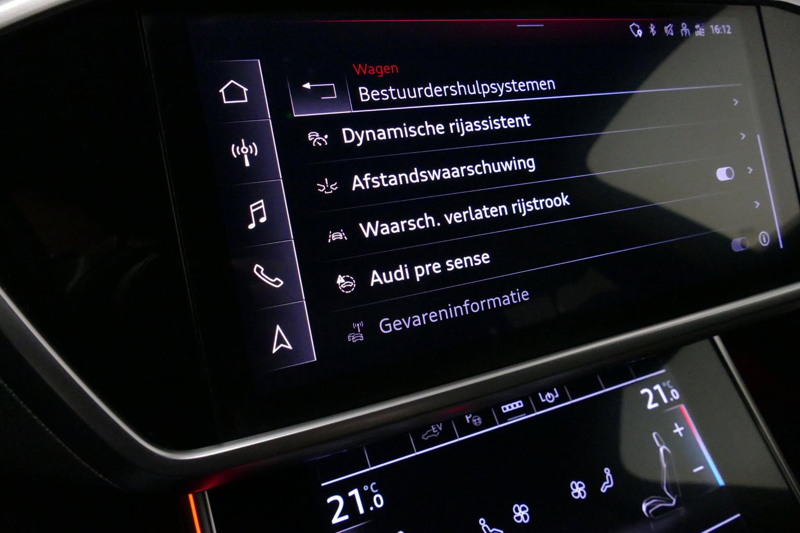 Audi A6 Avant 55 TFSI e quattro S edition Competition / RS6 look / S-Line / Maxton Design Bodykit V.2 / Panoramadak / HD Matrix LED / Bang & Olufsen Sound System / Apple Carplay - Android Auto / Ambienteverlichting / Achteruitrijcamera / Elektr. wegklapbare trekh