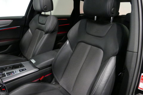 Audi A6 Avant 55 TFSI e quattro S edition Competition / RS6 look / S-Line / Maxton Design Bodykit V.2 / Panoramadak / HD Matrix LED / Bang & Olufsen Sound System / Apple Carplay - Android Auto / Ambienteverlichting / Achteruitrijcamera / Elektr. wegklapbare trekh