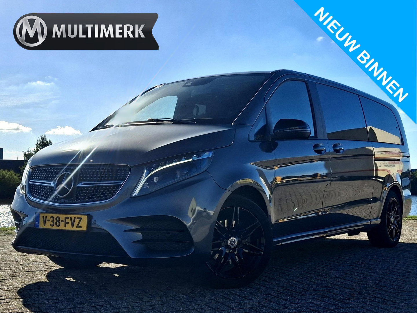 Mercedes-Benz V-Klasse 300d Extra Lang DC | XXL | AMG | BURMESTER | ELEKTR SCHUIFDEUR | TREKHAAK | DUBBELE CABINE