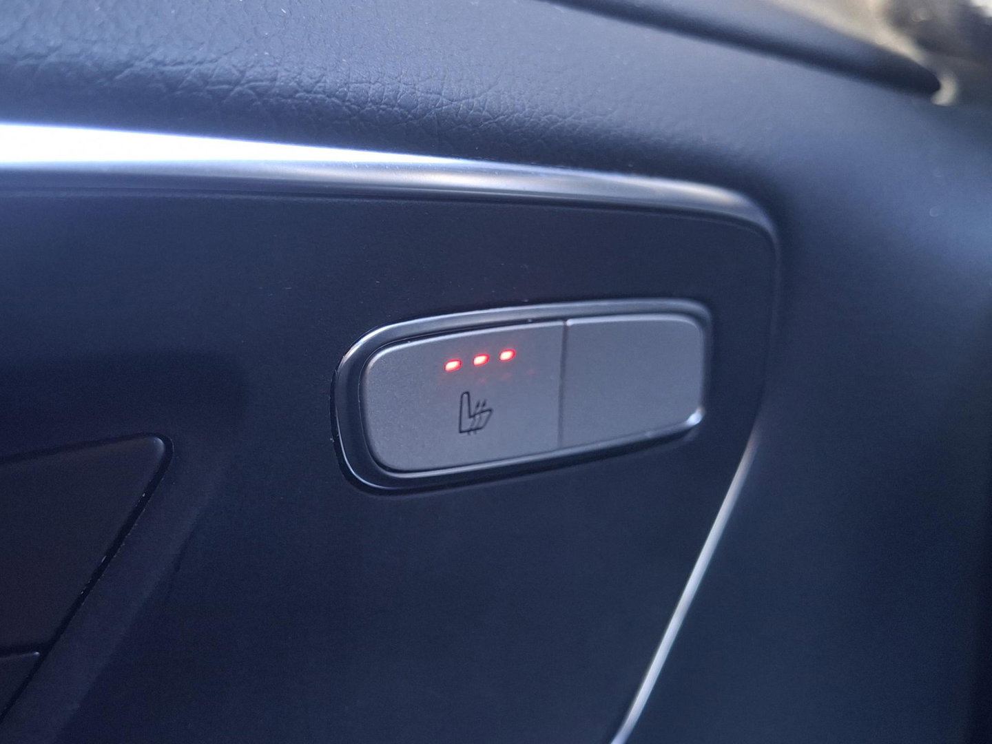 Mercedes-Benz V-Klasse 300d Extra Lang DC | XXL | AMG | BURMESTER | ELEKTR SCHUIFDEUR | TREKHAAK | DUBBELE CABINE