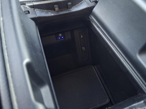 Mercedes-Benz V-Klasse 300d Extra Lang DC | XXL | AMG | BURMESTER | ELEKTR SCHUIFDEUR | TREKHAAK | DUBBELE CABINE