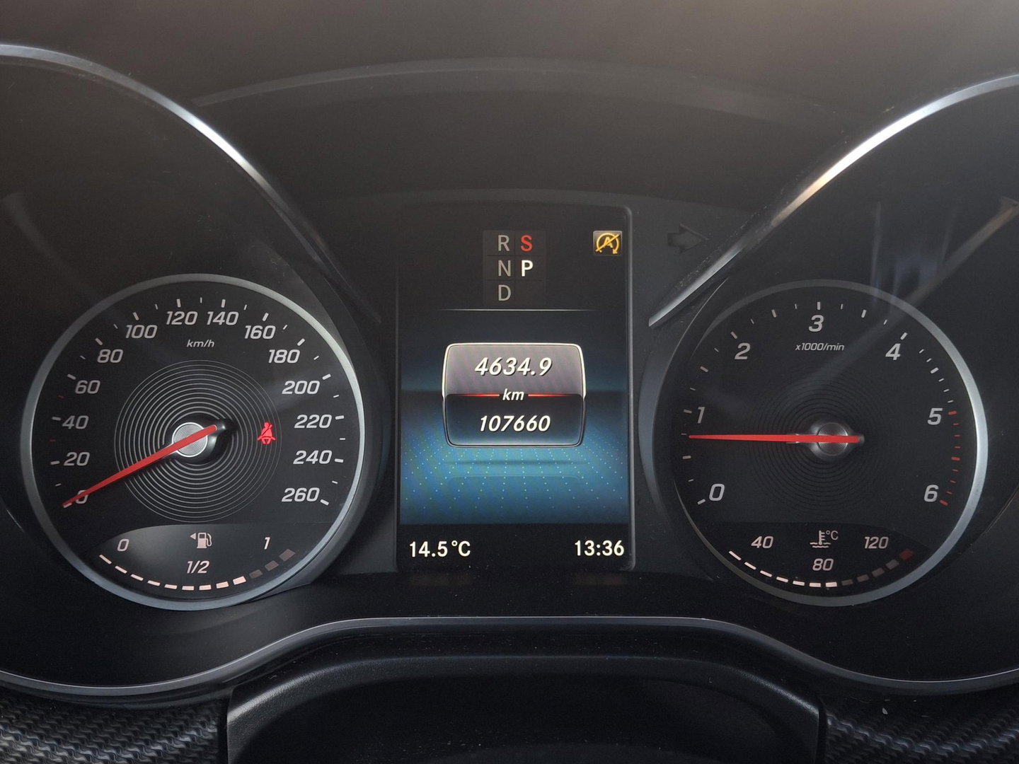 Mercedes-Benz V-Klasse 300d Extra Lang DC | XXL | AMG | BURMESTER | ELEKTR SCHUIFDEUR | TREKHAAK | DUBBELE CABINE
