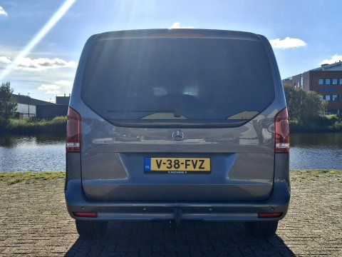 Mercedes-Benz V-Klasse 300d Extra Lang DC | XXL | AMG | BURMESTER | ELEKTR SCHUIFDEUR | TREKHAAK | DUBBELE CABINE