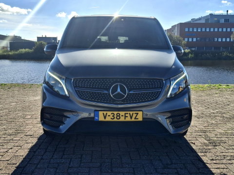Mercedes-Benz V-Klasse 300d Extra Lang DC | XXL | AMG | BURMESTER | ELEKTR SCHUIFDEUR | TREKHAAK | DUBBELE CABINE