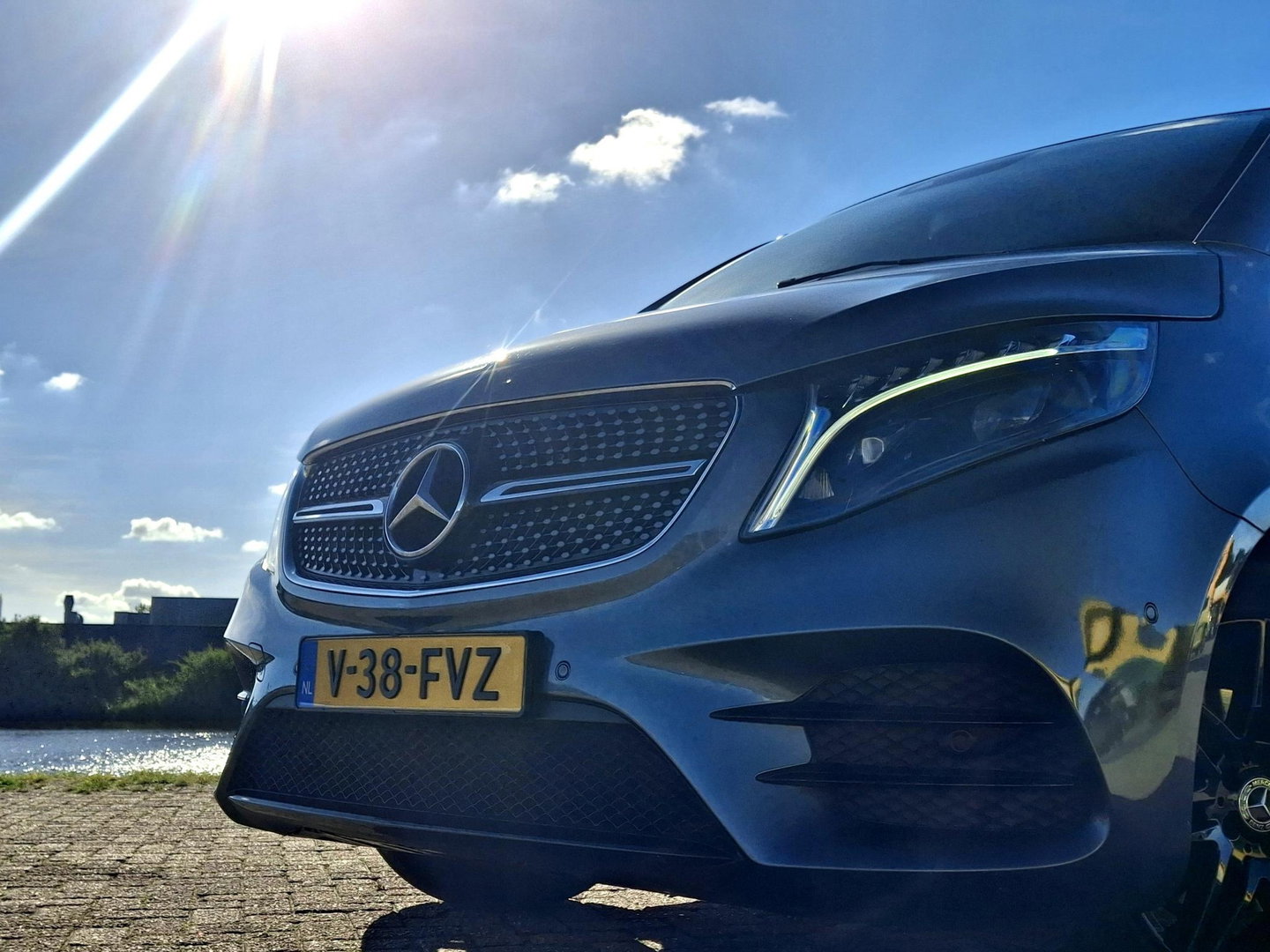 Mercedes-Benz V-Klasse 300d Extra Lang DC | XXL | AMG | BURMESTER | ELEKTR SCHUIFDEUR | TREKHAAK | DUBBELE CABINE