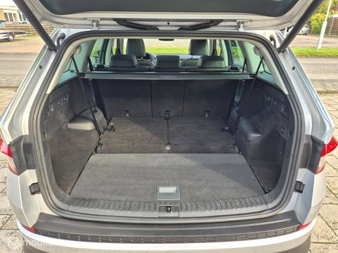 Škoda Kodiaq 1.5 TSI Limited Business 7p DSG, Pano, Trekhaak