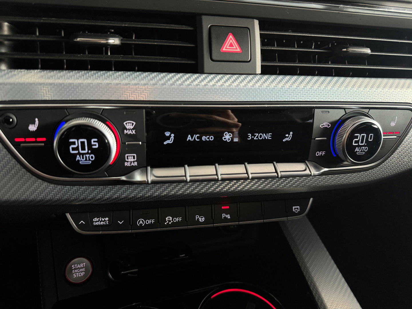 Audi RS4 Avant 2.9 TFSI quattro Pano|Massage|HuD|B&O|Keyless