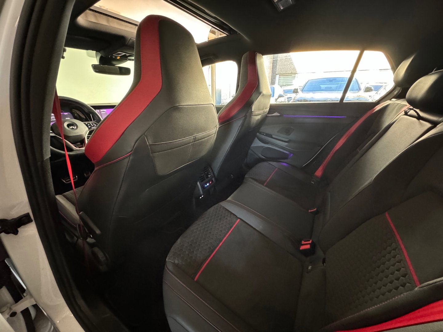 Volkswagen Golf 2.0 TSI GTI Pano|H/K|HuD|Nürburgring|BlindSpot|Camera