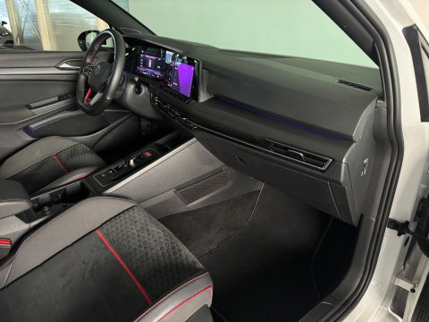 Volkswagen Golf 2.0 TSI GTI Pano|H/K|HuD|Nürburgring|BlindSpot|Camera