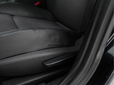 Saab 9-3 Sport Estate 1.8t Vector Aut. *LEATHER-FABRIC | XENON | NAVI-FULLMAP | HEATED-COMFORTSEATS | PRIVACY-GLASS | ECC | PDC | TOWBAR | CRUISE | 17''ALU*