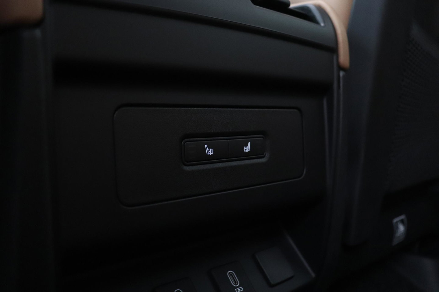 Land Rover Defender 110 P300e X-Dynamic HSE | SATIN | ClearSight | Meridian Surround | Head-Up | 360° Camera | Stoelventilatie | 22 Inch