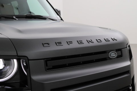 Land Rover Defender 110 P300e X-Dynamic HSE | SATIN | ClearSight | Meridian Surround | Head-Up | 360° Camera | Stoelventilatie | 22 Inch