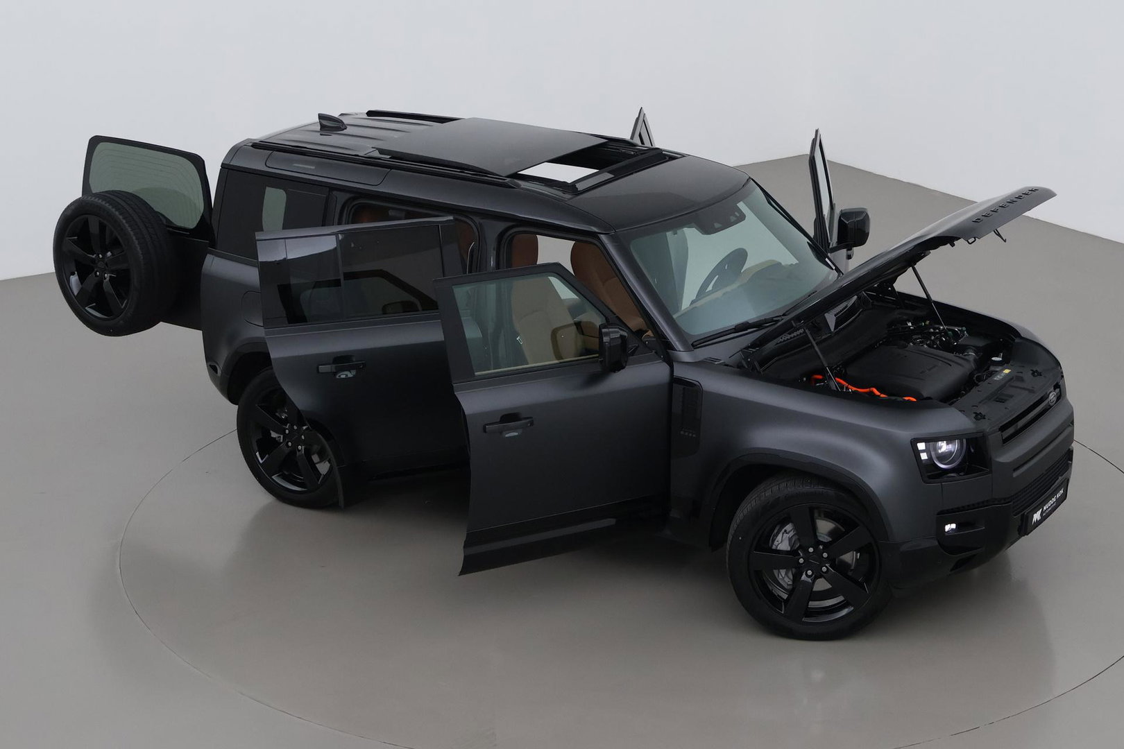 Land Rover Defender 110 P300e X-Dynamic HSE | SATIN | ClearSight | Meridian Surround | Head-Up | 360° Camera | Stoelventilatie | 22 Inch