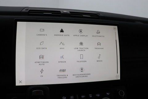 Land Rover Defender 110 P300e X-Dynamic SE | FACELIFT | Luchtvering | ClearSight | Black Pack | Panoramadak | Trekhaak | 360° Camera | Koelbox | ACC