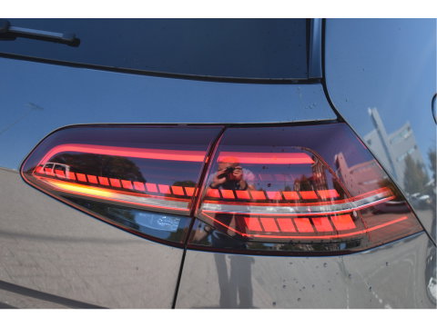 Volkswagen Golf 7.5 2.0 TSI 4Motion R 301PK | Keyless | Pano | Virtual cockpit | Dynaudio | Carplay | Stoelverwarming | Full LED