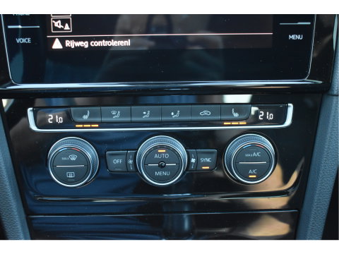 Volkswagen Golf 7.5 2.0 TSI 4Motion R 301PK | Keyless | Pano | Virtual cockpit | Dynaudio | Carplay | Stoelverwarming | Full LED