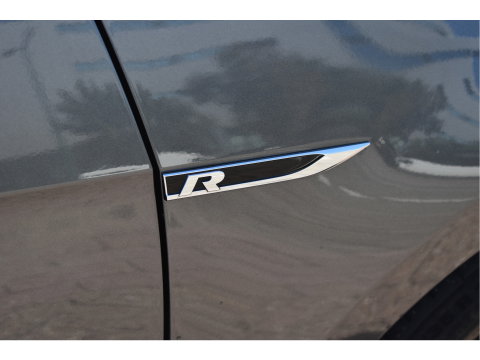 Volkswagen Golf 7.5 2.0 TSI 4Motion R 301PK | Keyless | Pano | Virtual cockpit | Dynaudio | Carplay | Stoelverwarming | Full LED