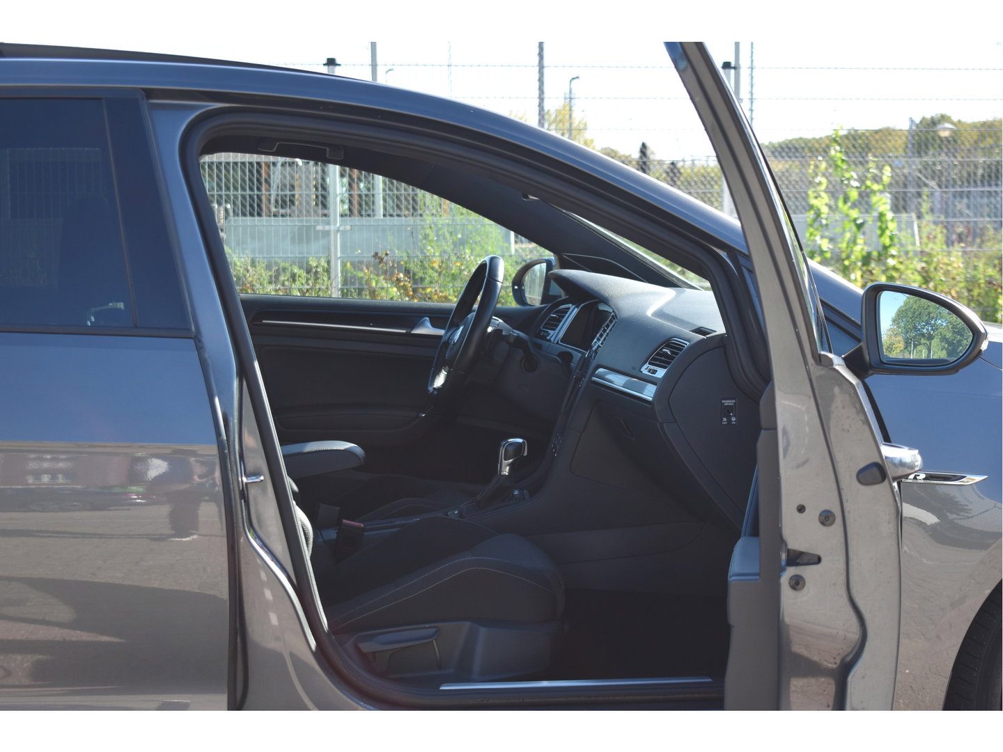 Volkswagen Golf 7.5 2.0 TSI 4Motion R 301PK | Keyless | Pano | Virtual cockpit | Dynaudio | Carplay | Stoelverwarming | Full LED