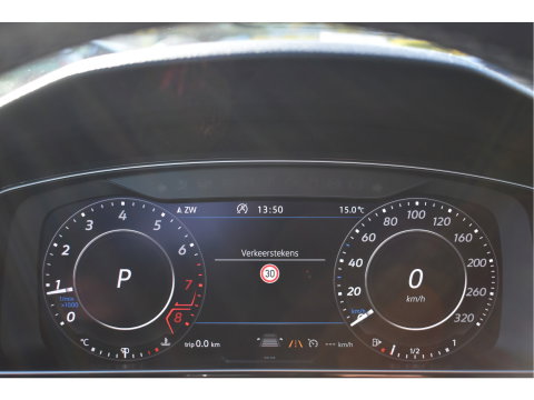 Volkswagen Golf 7.5 2.0 TSI 4Motion R 301PK | Keyless | Pano | Virtual cockpit | Dynaudio | Carplay | Stoelverwarming | Full LED