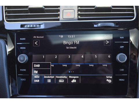 Volkswagen Golf 7.5 2.0 TSI 4Motion R 301PK | Keyless | Pano | Virtual cockpit | Dynaudio | Carplay | Stoelverwarming | Full LED