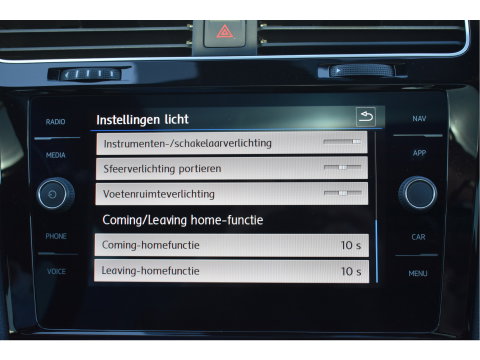Volkswagen Golf 7.5 2.0 TSI 4Motion R 301PK | Keyless | Pano | Virtual cockpit | Dynaudio | Carplay | Stoelverwarming | Full LED
