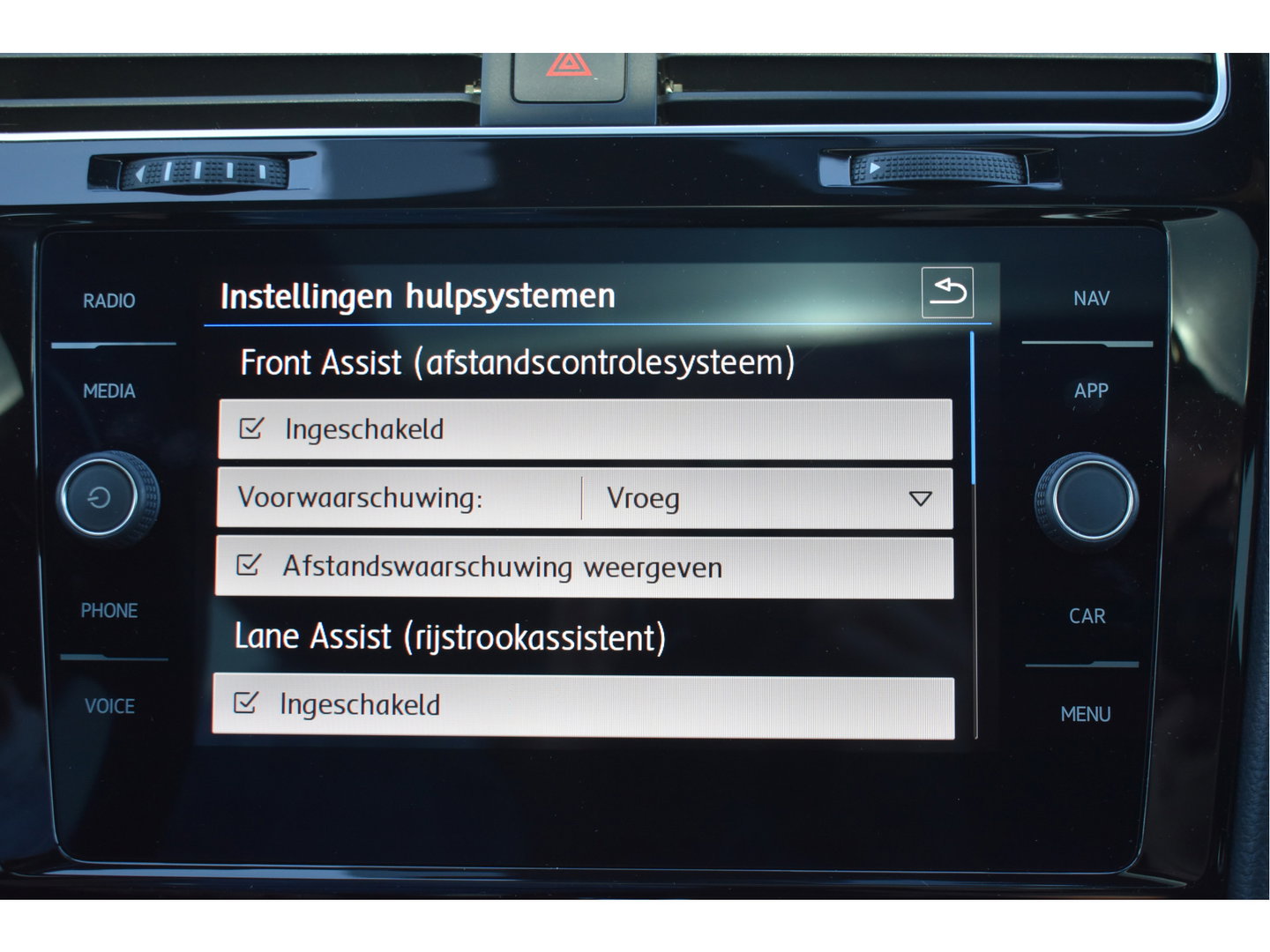 Volkswagen Golf 7.5 2.0 TSI 4Motion R 301PK | Keyless | Pano | Virtual cockpit | Dynaudio | Carplay | Stoelverwarming | Full LED