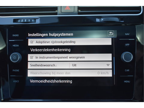 Volkswagen Golf 7.5 2.0 TSI 4Motion R 301PK | Keyless | Pano | Virtual cockpit | Dynaudio | Carplay | Stoelverwarming | Full LED