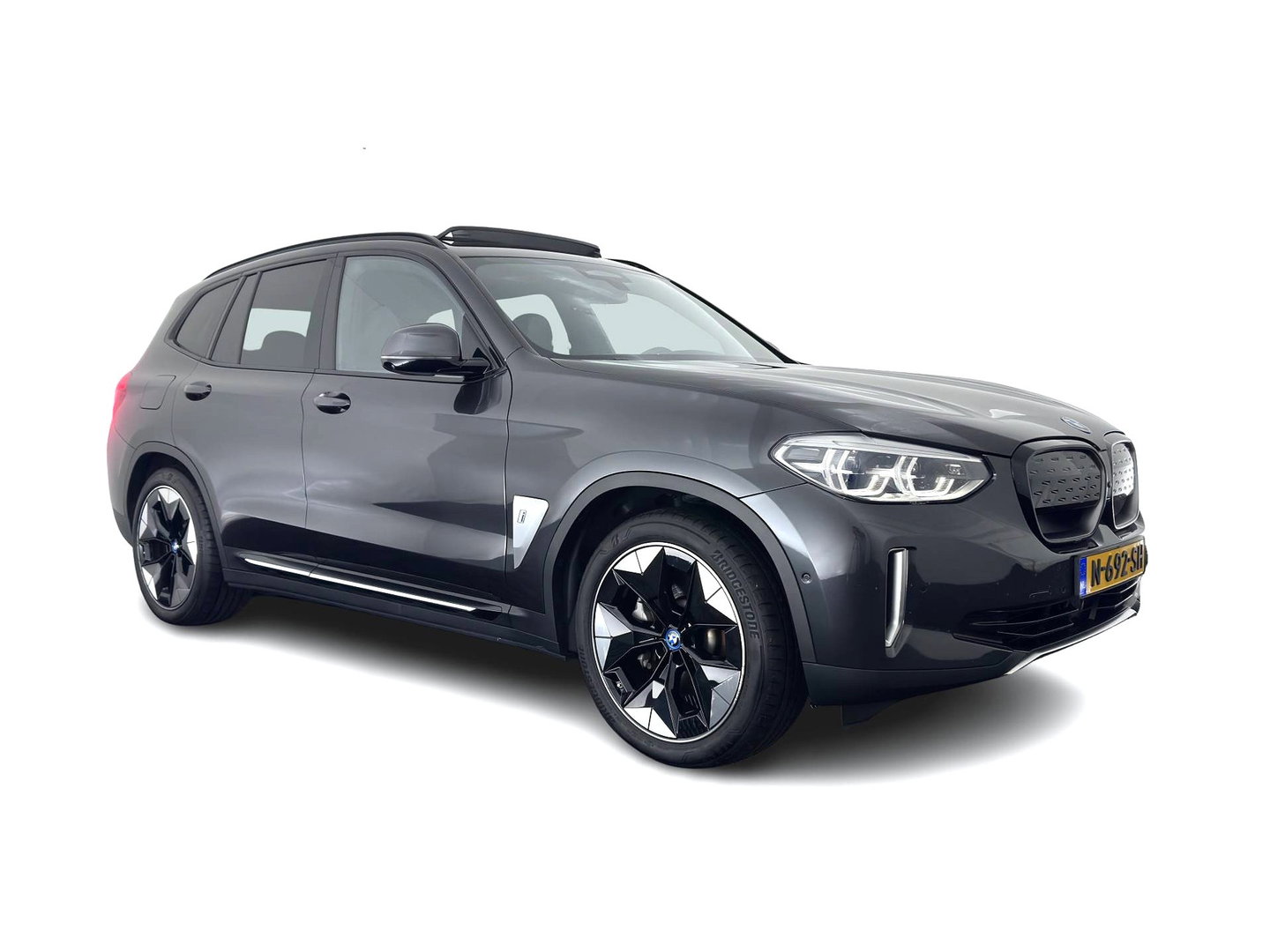 BMW iX3 High Executive 80 kWh [3-Fase-11kW] {SoH-100%} (INCL-BTW) Aut. *PANO | LEATHER | HARMAN/KARDON | ADAPTIVE-CRUISE | FULL-LED | BLINDSPOT | MEMORY-PACK | DIGI-COCKPIT | HEATED-SPORTSEATS | KEYLESS | CAMERA | DAB+ | TOWBAR | HEAD-UP | 20''AL