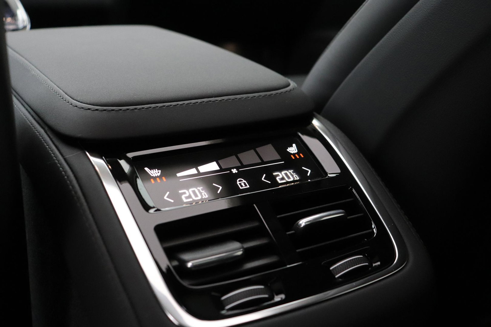 Volvo XC90 T8 Ultra Bright | Harman/Kardon | Panoramadak | Head-Up | 360-camera