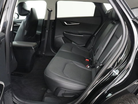 Kia EV6 Plus 77.4 kWh | SOH 94,5% | Leder | Memory | Adaptive cruise | Stuur/stoel verwarming | Trekhaak | Meridian Sound | Camera | Park assist | Carplay | Climate control | Elektrische achterklep