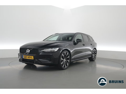 Volvo V60 2.0 T6 Plug-in hybrid AWD Plus Dark | Trekhaak | H&K Audio | 20 inch | elek stoelen | Verwarmde stoelen + stuur |