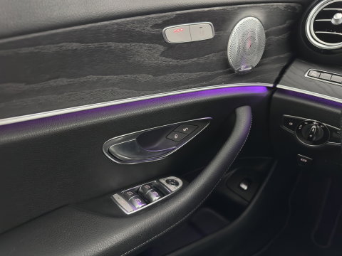Mercedes-Benz E-Klasse 350 e Lease Edition Aut. *LEATHER-FABRIC | FULL-LED | BURMESTER-SOUND | TOP-VIEW | HEATED-SPORTSEATS | AMBIENT-LIGHT | NAVI-FULLMAP | AIRMATIC | SHIFT-PADDLES | ECC | PDC | CRUISE | 18''ALU*