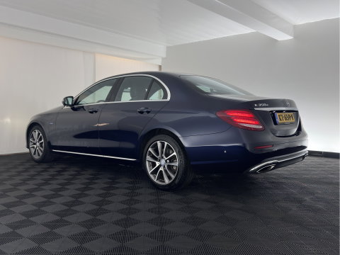 Mercedes-Benz E-Klasse 350 e Lease Edition Aut. *LEATHER-FABRIC | FULL-LED | BURMESTER-SOUND | TOP-VIEW | HEATED-SPORTSEATS | AMBIENT-LIGHT | NAVI-FULLMAP | AIRMATIC | SHIFT-PADDLES | ECC | PDC | CRUISE | 18''ALU*