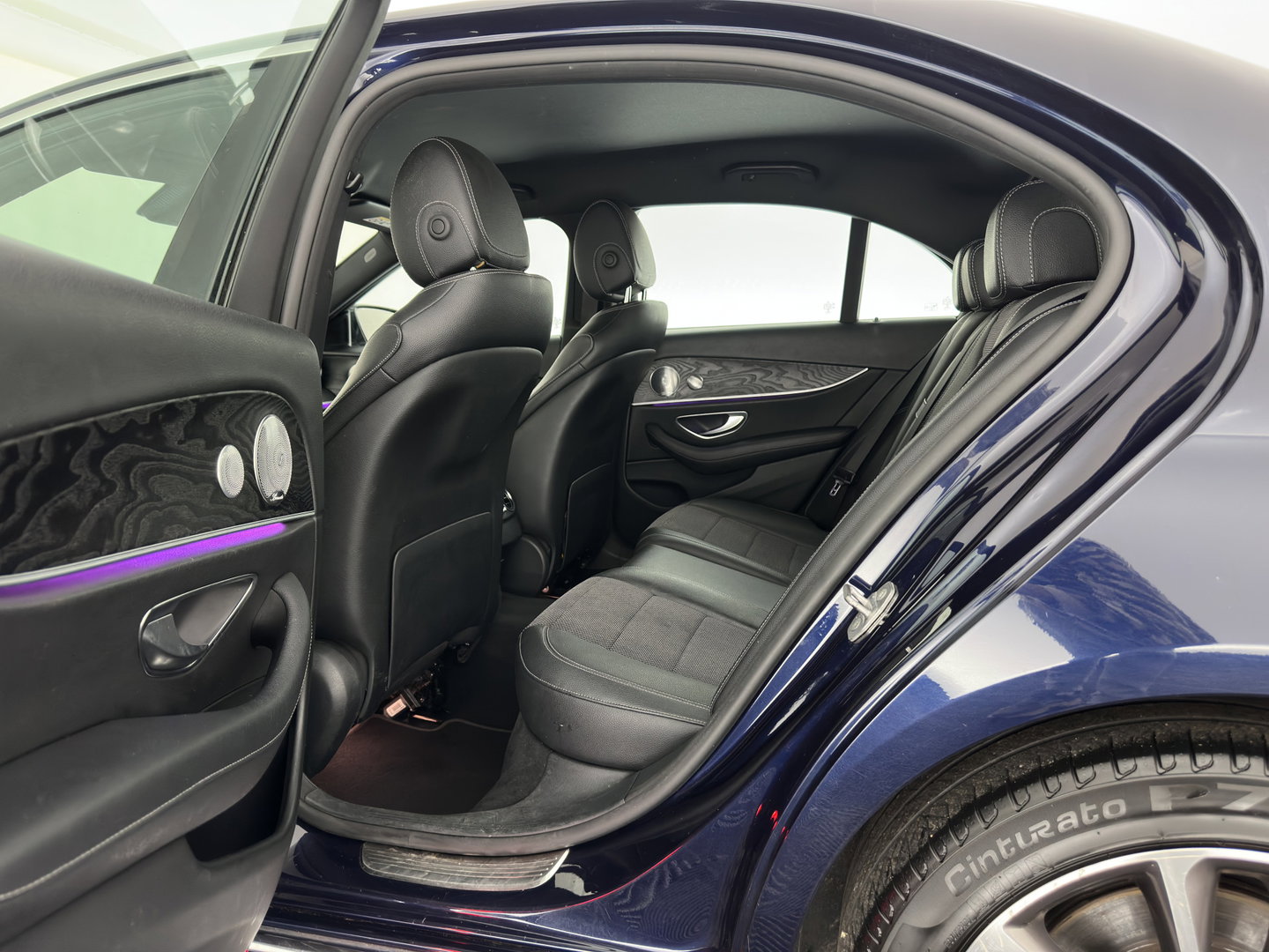 Mercedes-Benz E-Klasse 350 e Lease Edition Aut. *LEATHER-FABRIC | FULL-LED | BURMESTER-SOUND | TOP-VIEW | HEATED-SPORTSEATS | AMBIENT-LIGHT | NAVI-FULLMAP | AIRMATIC | SHIFT-PADDLES | ECC | PDC | CRUISE | 18''ALU*