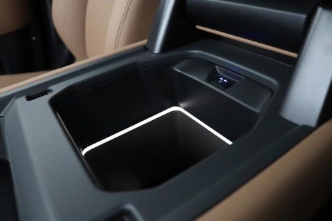 Land Rover Defender 110 P300e X-Dynamic HSE | FACELIFT | 22 Inch | ClearSight | Meridian Surround | Head-Up | Trekhaak | Koelbox