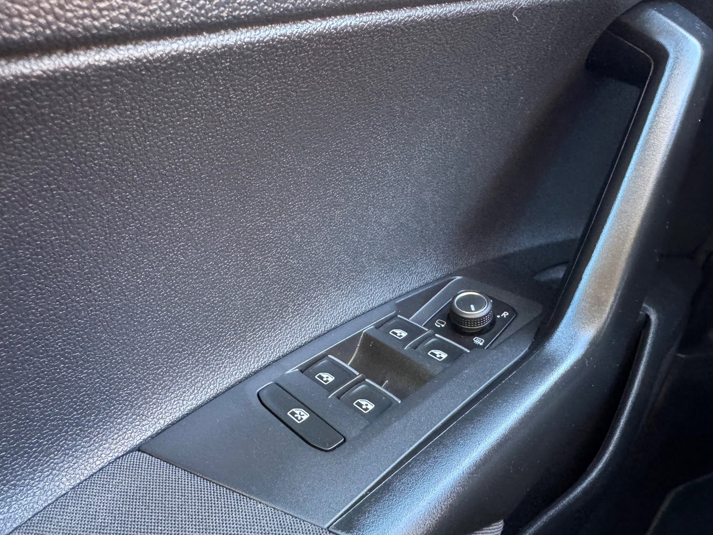 Volkswagen Taigo 1.0 TSI DSG Camera Virtual IQ Led Leder Clima stoelv.
