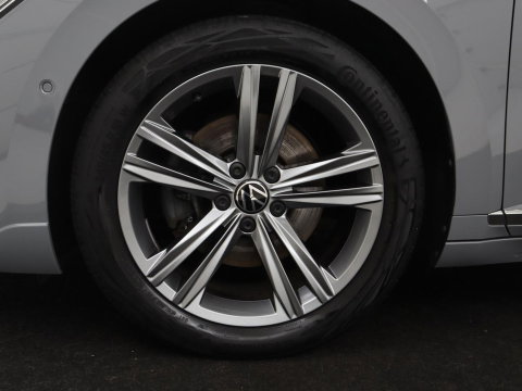 Volkswagen Arteon 1.4 TSI eHybrid R-Line Business+ | SOH 90,1% | Leder | Adaptive cruise | Trekhaak | Dodehoek detectie | Stuur/stoel verwarming | Park assist | Carplay | Full LED