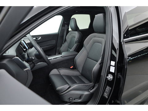 Volvo XC60 2.0 T8 Plug-in hybrid AWD Ultimate Dark | Bowers & Wilkins | 360 camera |  Head-up | Stoel + stuurverw. |
