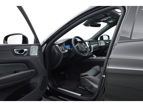 Volvo XC60 2.0 T8 Plug-in hybrid AWD Ultimate Dark | Bowers & Wilkins | 360 camera |  Head-up | Stoel + stuurverw. |